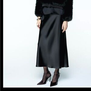 ZARA NWT MIDI SATIN SKIRT